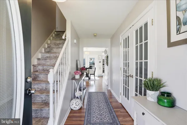 $690,000 | 10410 Labrador Loop, Manassas, VA 20112