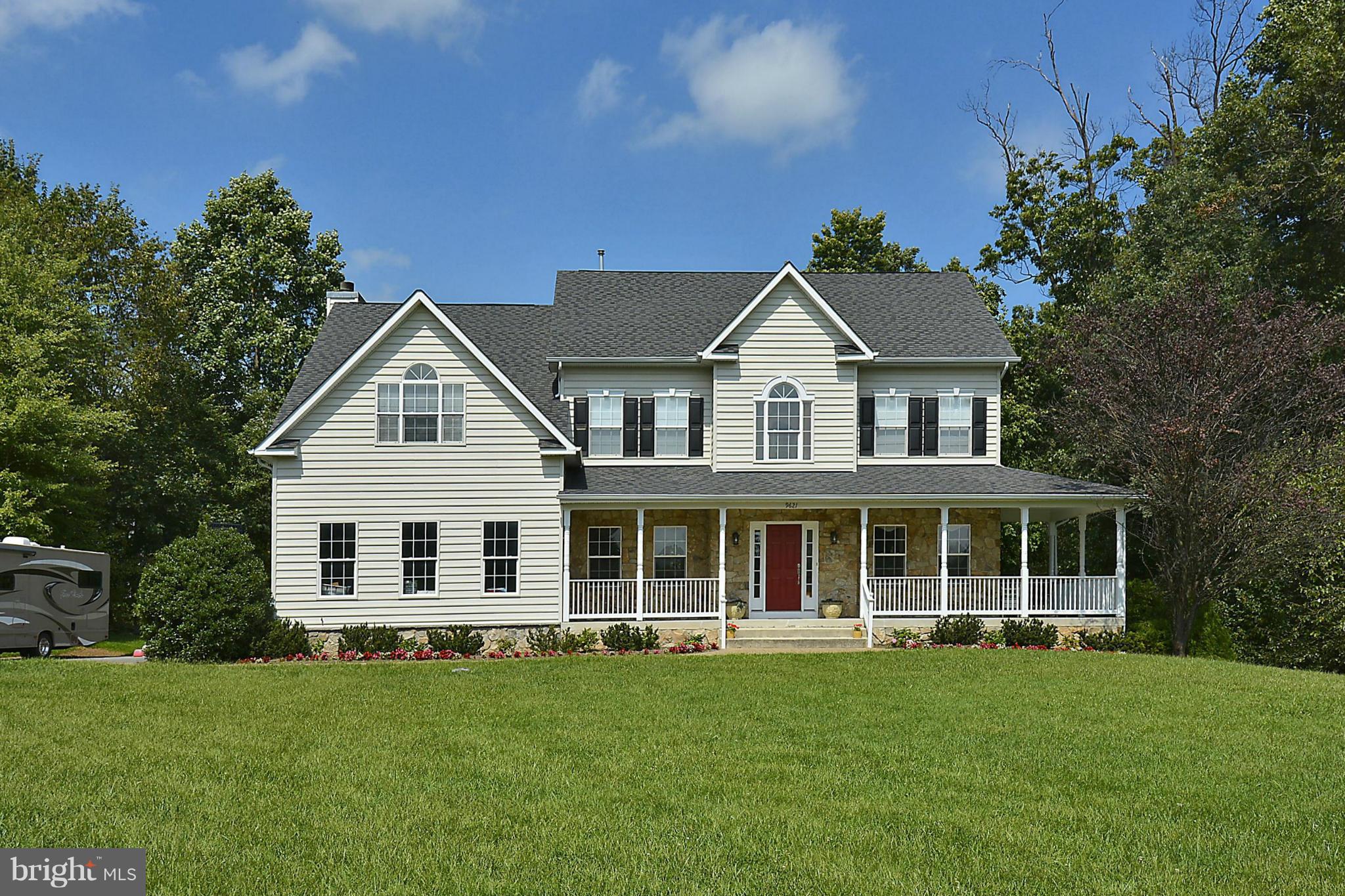 Exterior (Front)