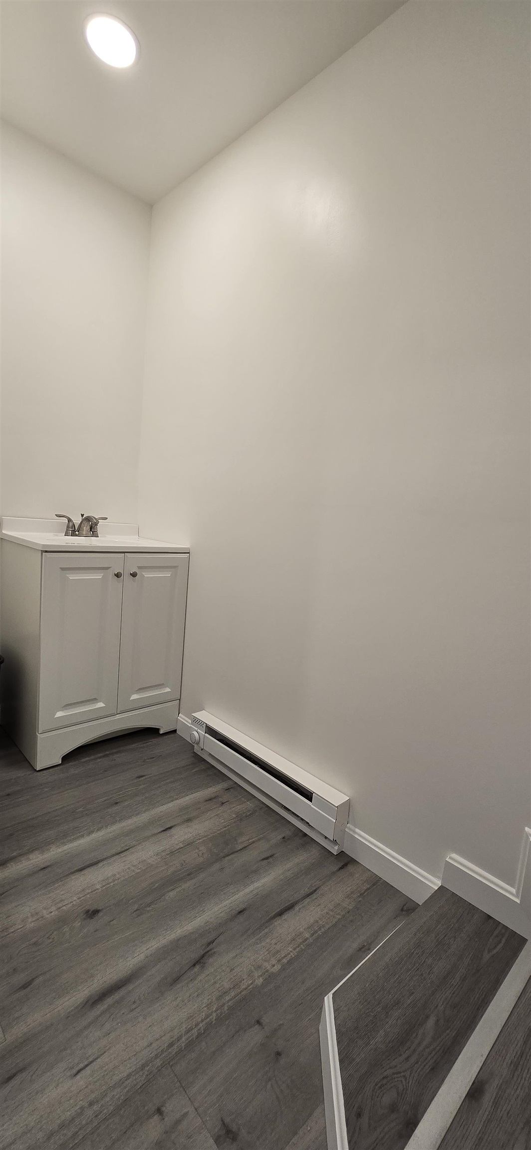 1578 Dover Road Epsom, NH 03234 - Photo 10 of 16