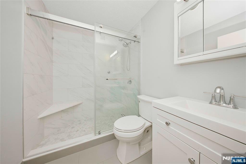 316 Prospect Avenue, Unit 2D Hackensack, NJ 07601 - Photo 10 of 18