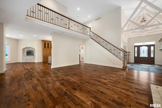 $949,000 | 2233 West Augusta Drive, Dunlap, IL 61525