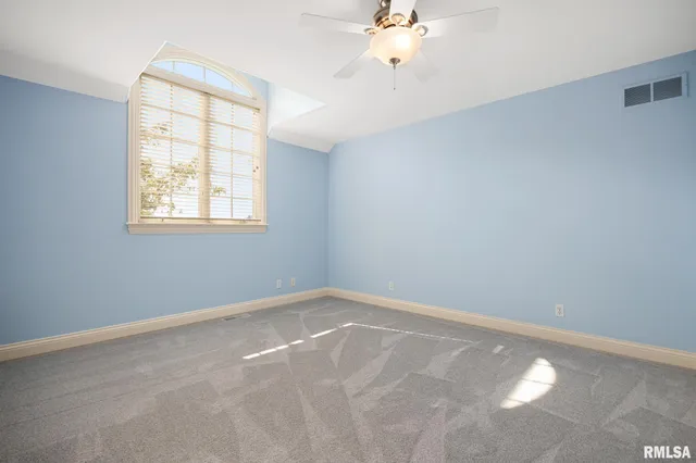 $949,000 | 2233 West Augusta Drive, Dunlap, IL 61525