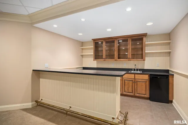 $949,000 | 2233 West Augusta Drive, Dunlap, IL 61525