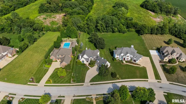 $949,000 | 2233 West Augusta Drive, Dunlap, IL 61525