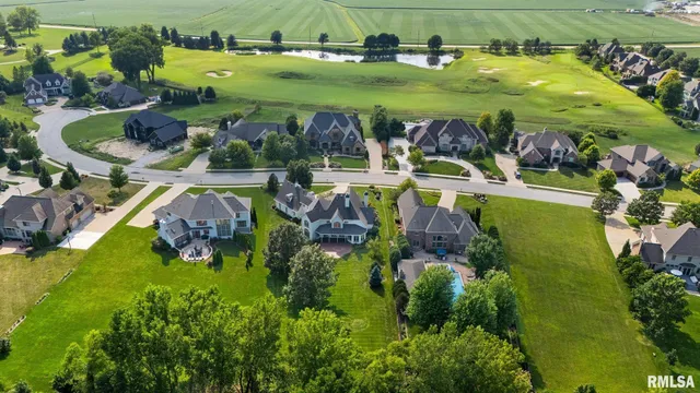 $949,000 | 2233 West Augusta Drive, Dunlap, IL 61525