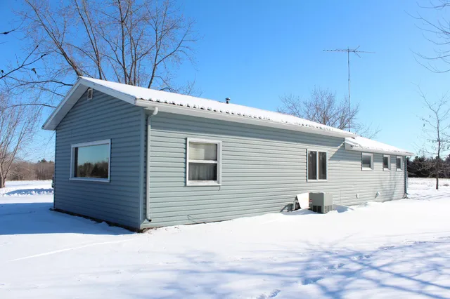 $425,000 | 24154 Herman Johnson Road, Siren, WI 54872