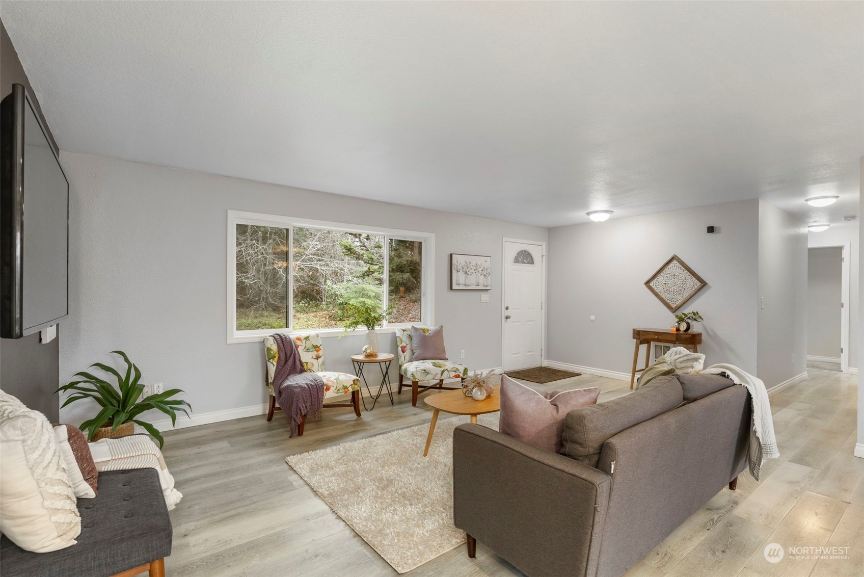 70 East Rauschert Road Grapeview, WA 98546 - Photo 4 of 30 Gallery Image 4