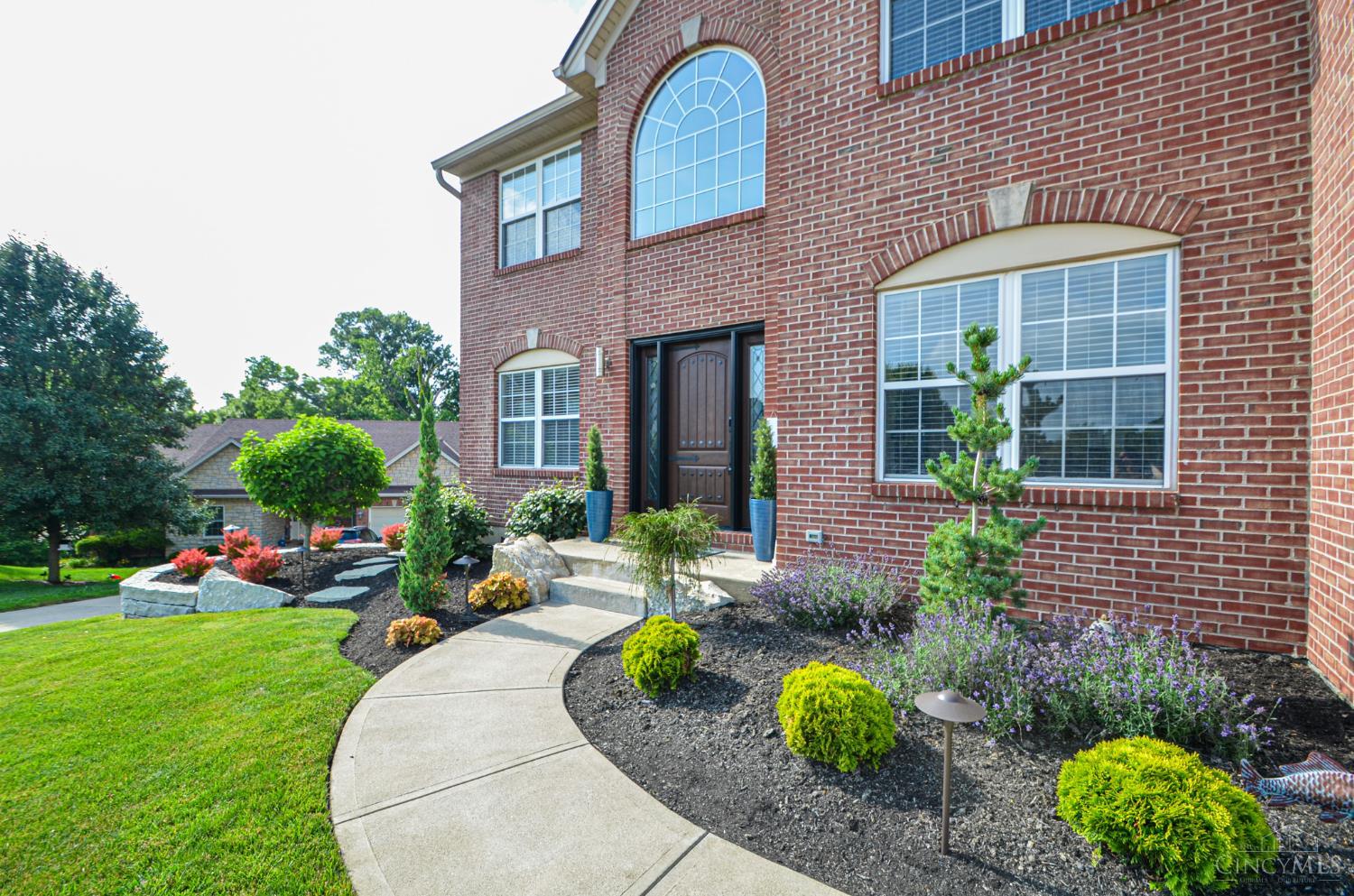 5945 Brierly Ridge Drive Cincinnati, OH 45247 - Photo 12 of 56