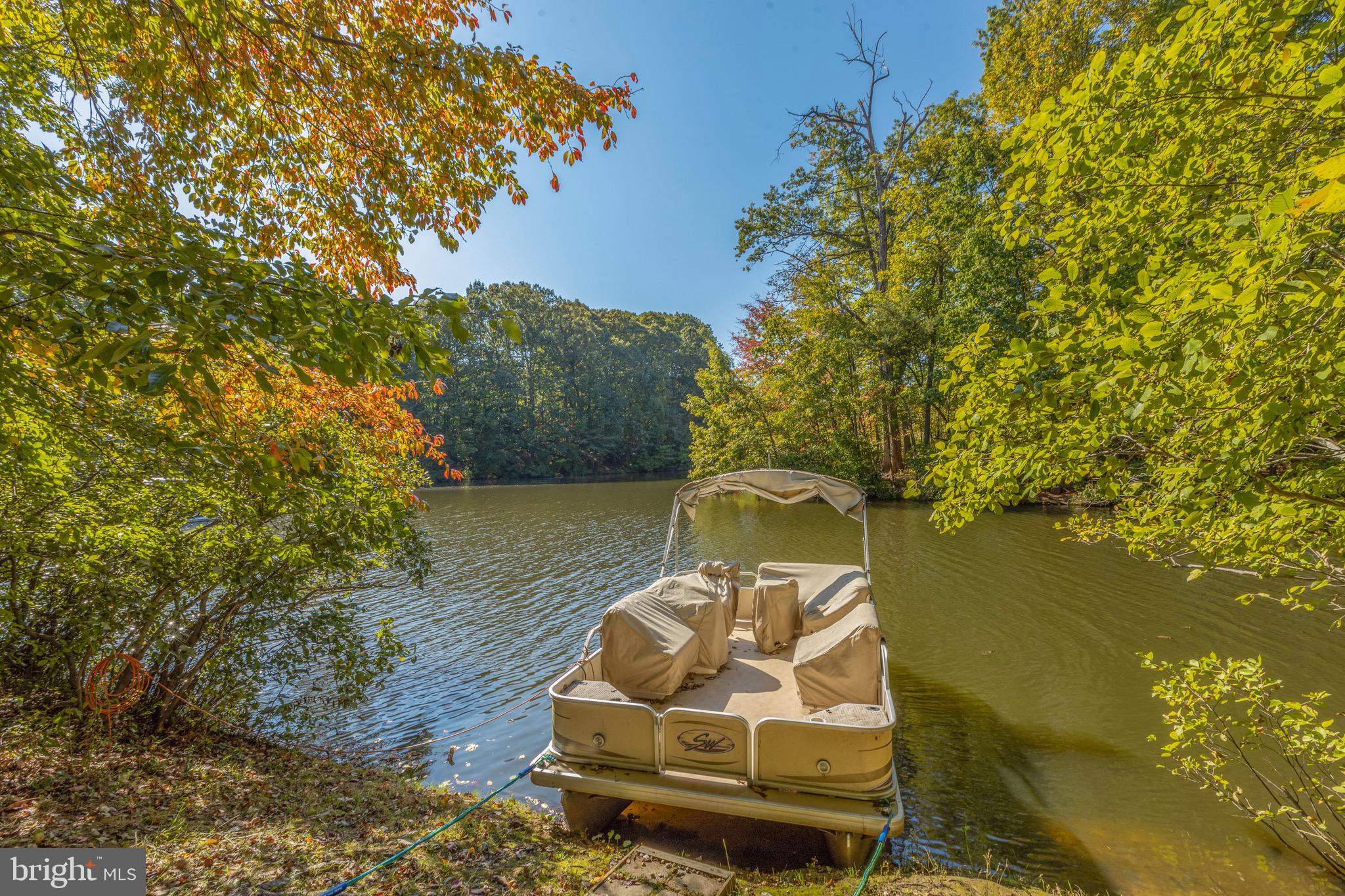 2034 Beacon Heights Drive Reston, VA 20191 - Photo 4 of 62
