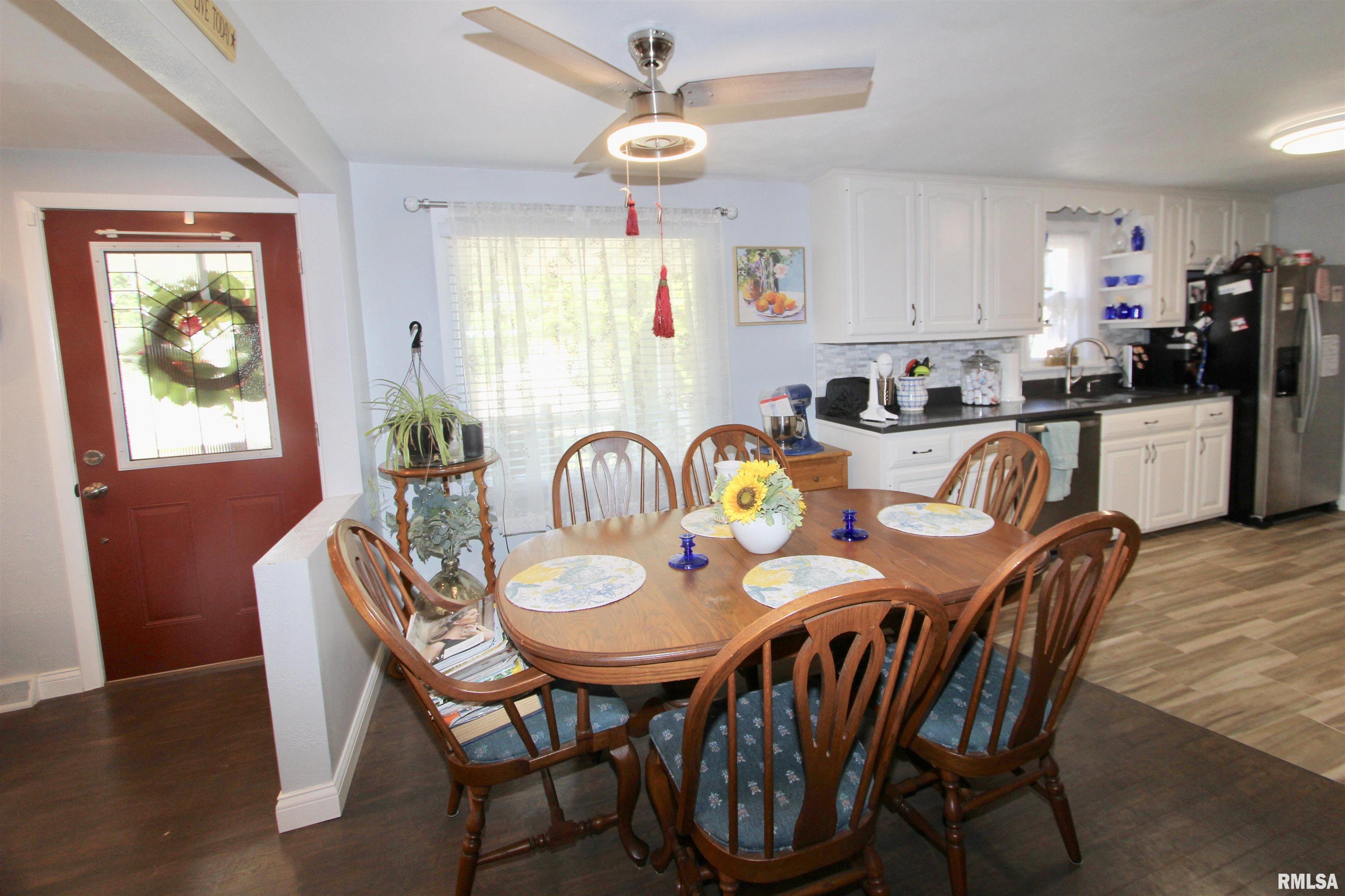 712 Highview Road East Peoria, IL 61611 - Photo 14 of 31