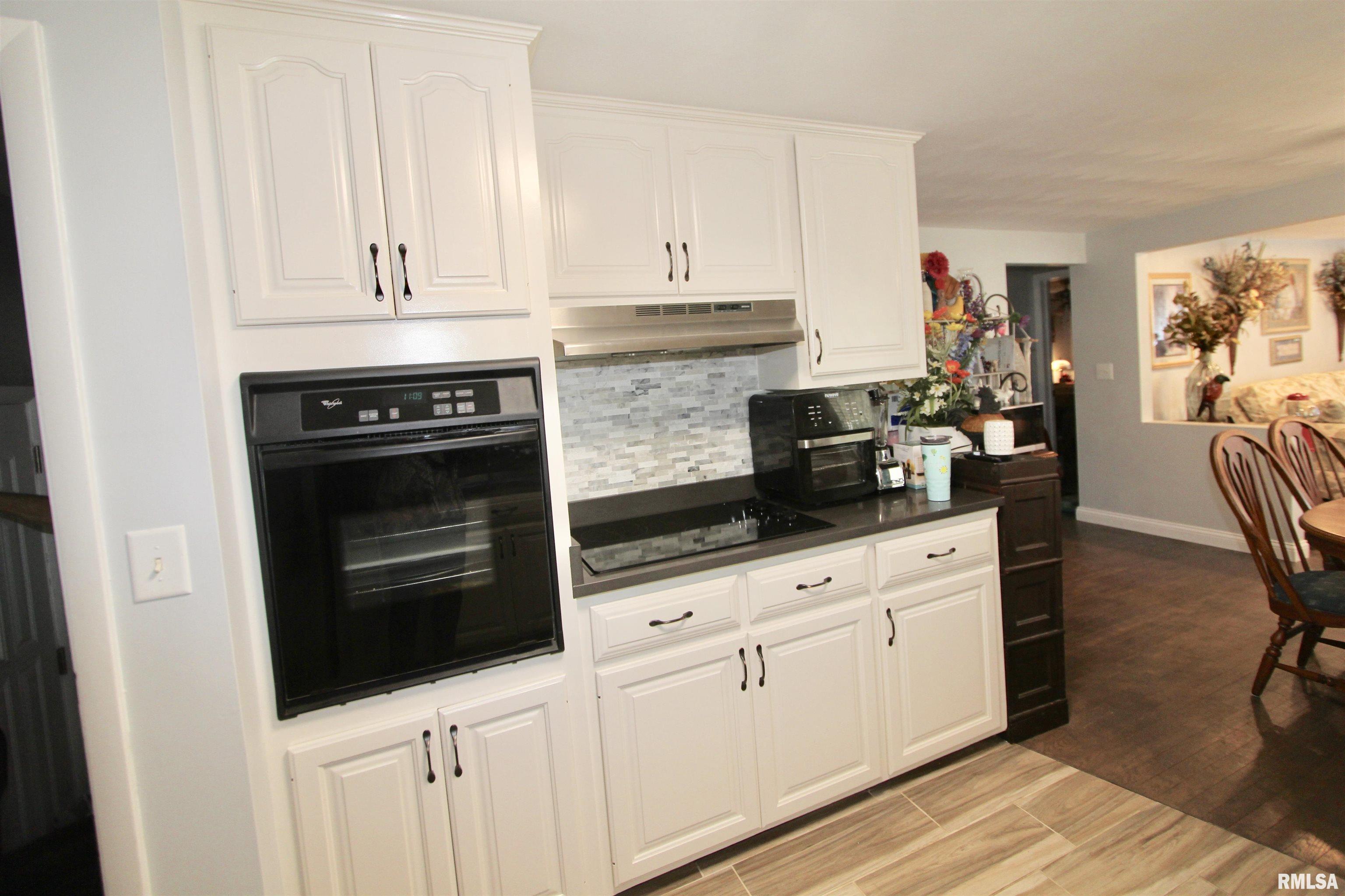 712 Highview Road East Peoria, IL 61611 - Photo 20 of 31