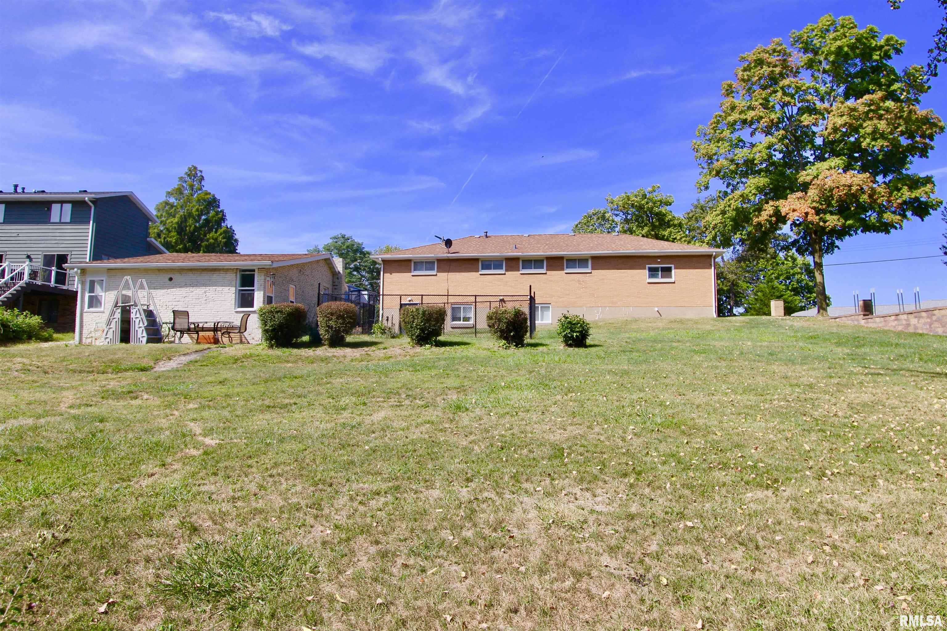 712 Highview Road East Peoria, IL 61611 - Photo 27 of 31