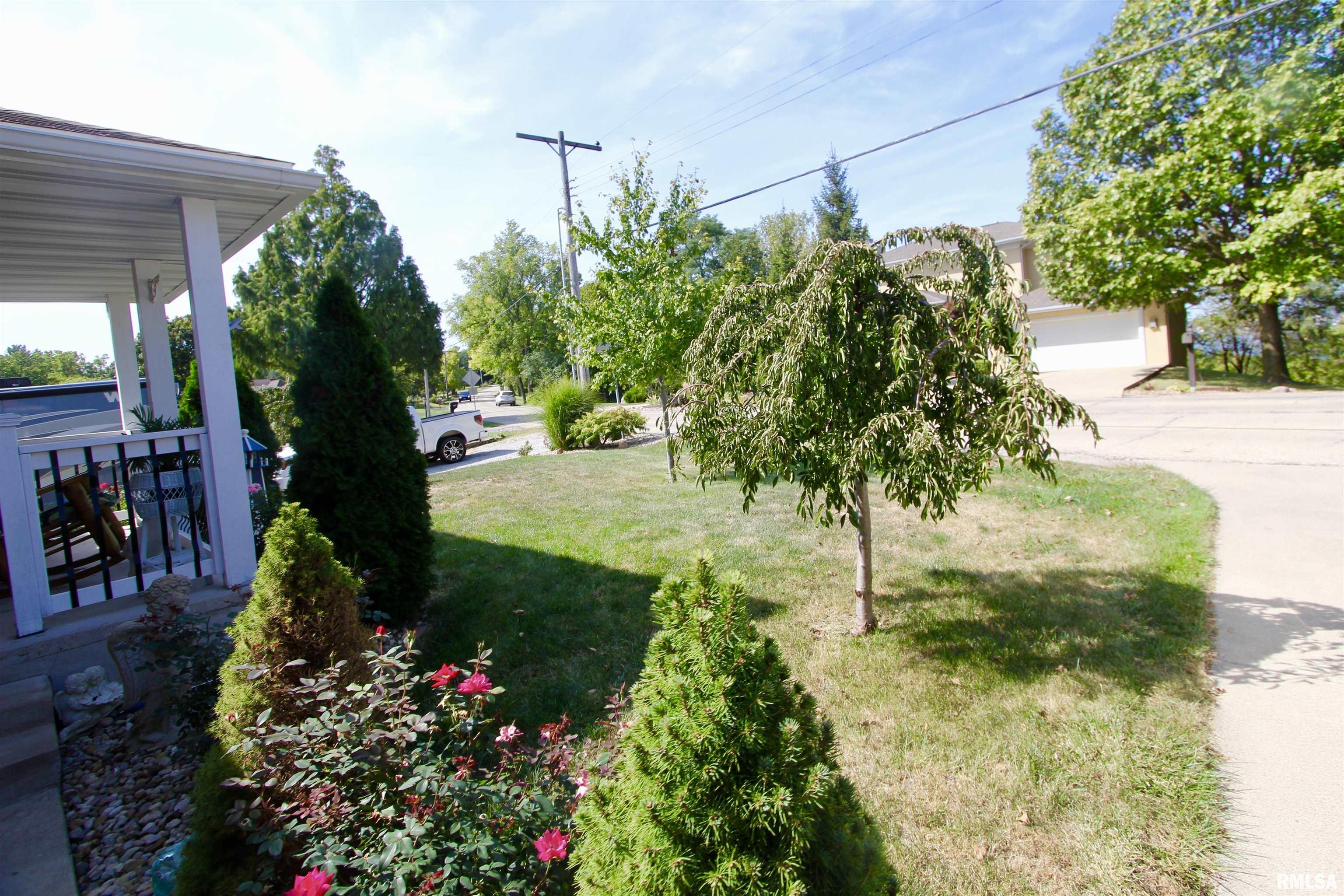 712 Highview Road East Peoria, IL 61611 - Photo 6 of 31