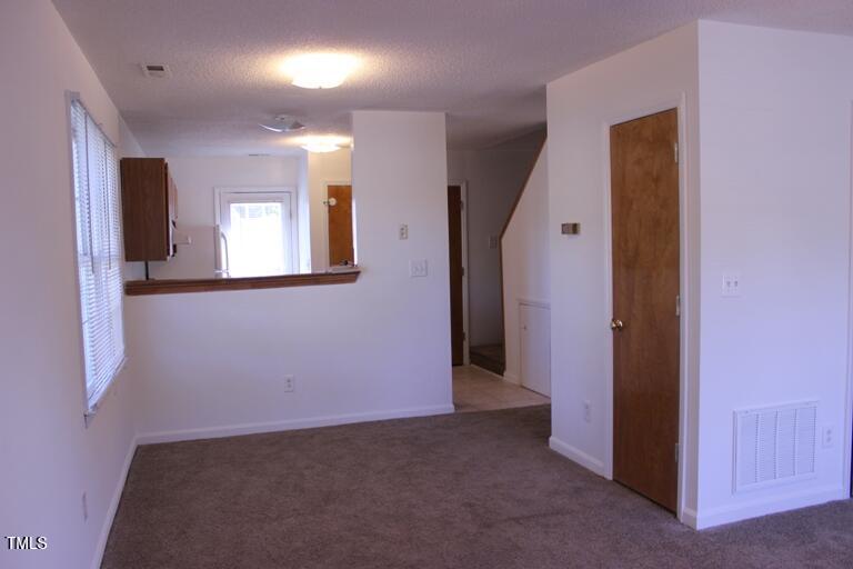 2942 Faversham Place Raleigh, NC 27604 - Photo 2 of 8