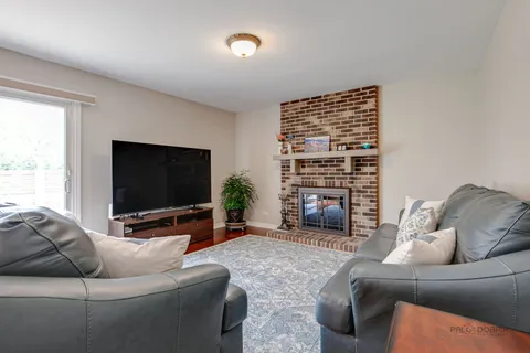$650,000 | 117 Annapolis Drive, Vernon Hills, IL 60061