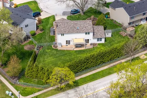 $650,000 | 117 Annapolis Drive, Vernon Hills, IL 60061