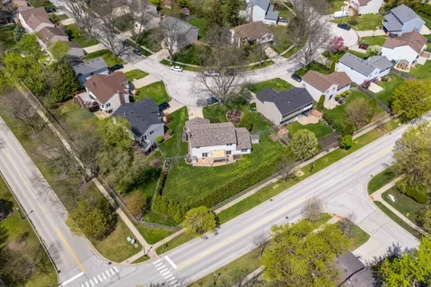 $650,000 | 117 Annapolis Drive, Vernon Hills, IL 60061
