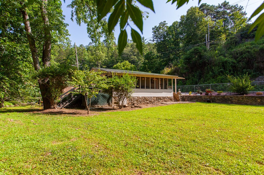 1690 Alarka Road Bryson City, NC 28713 - Photo 32 of 33