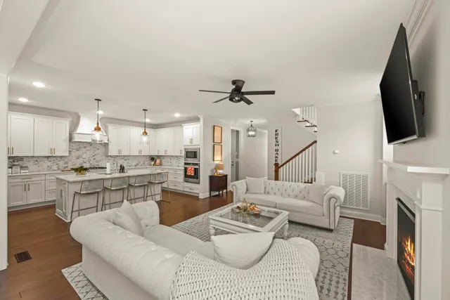 $1,195,900 | 2007 McAvoy Drive, Franklin, TN 37064