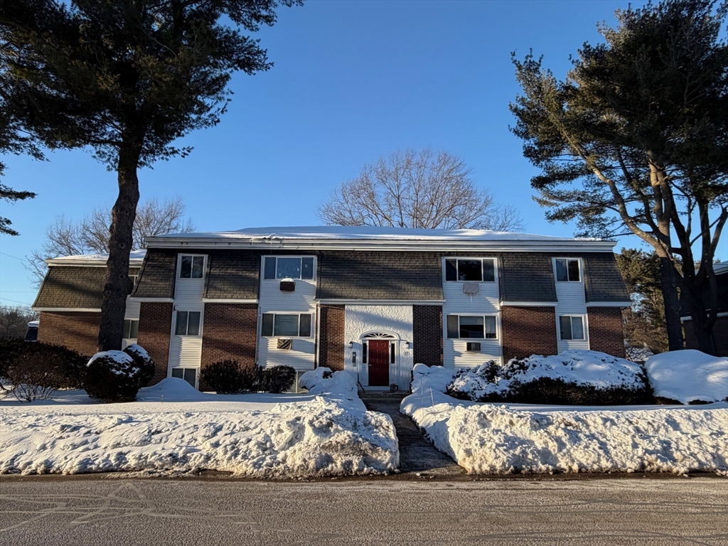 37 Will Drive, Unit 12 Canton, MA 02021 - Photo 2 of 20