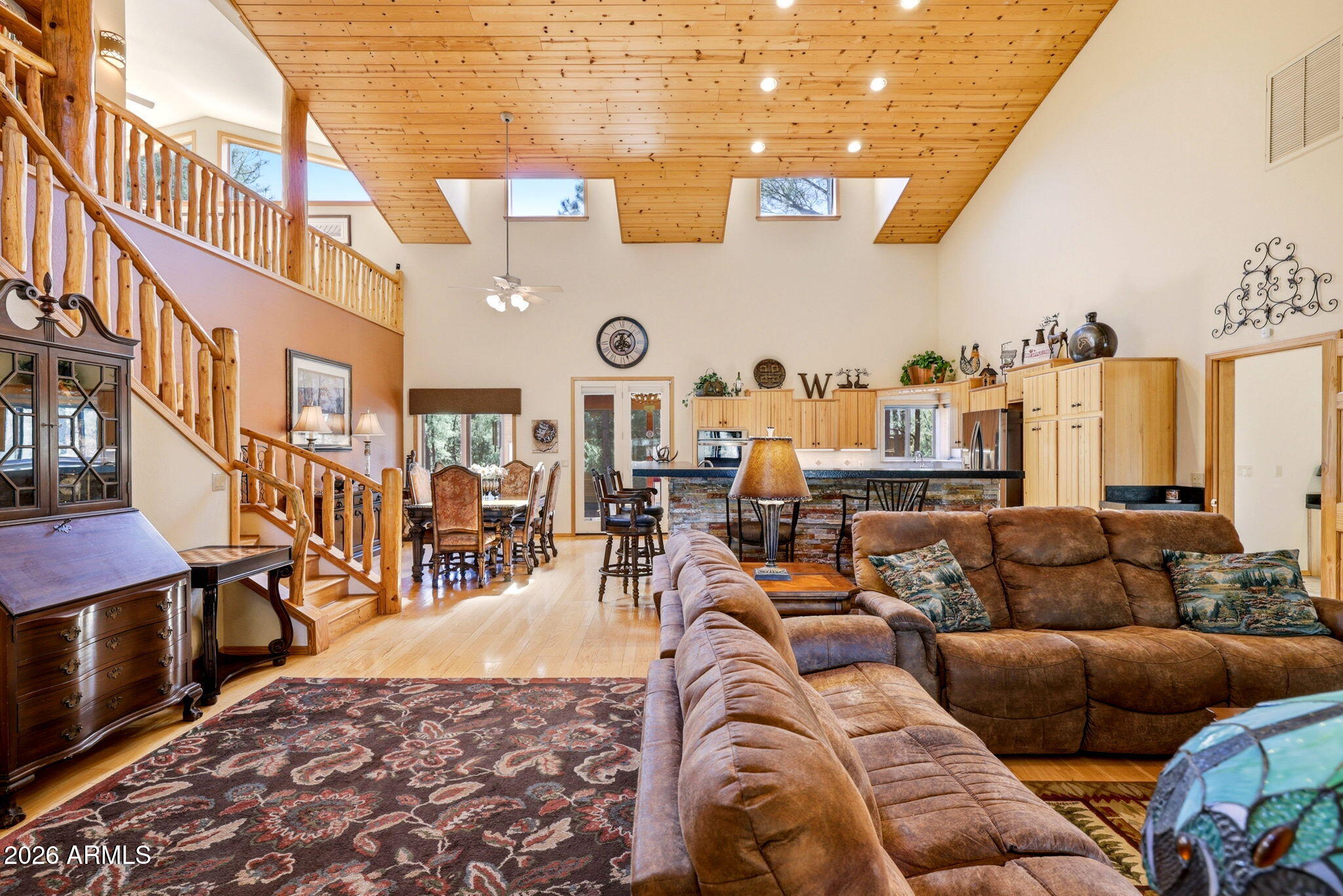 826 Pine Creek Circle Lakeside, AZ 85929 - Photo 4 of 63 a living room with furniture and a large window