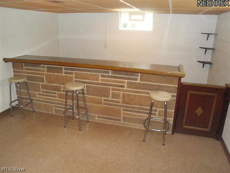 452 Edison Street Struthers, OH 44471 - Photo 12 of 18 Gallery Image 12