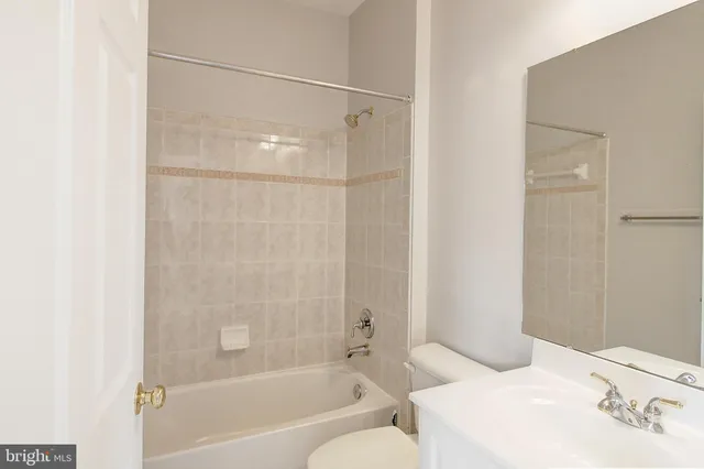 $4,650 | 2150 Chestnut Lane, Frederick, MD 21702