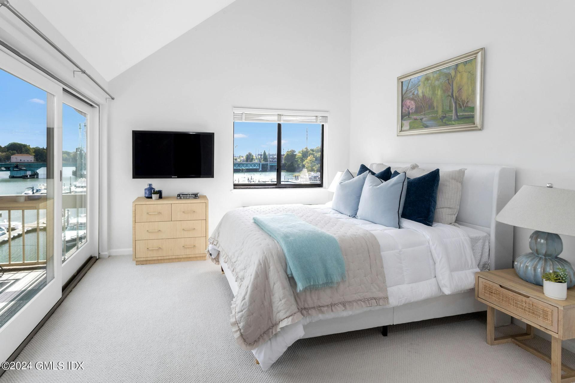 11 River Road, Unit 102 Cos Cob, CT 06807 - Photo 13 of 29 015-473202-_X0A2910_13725042