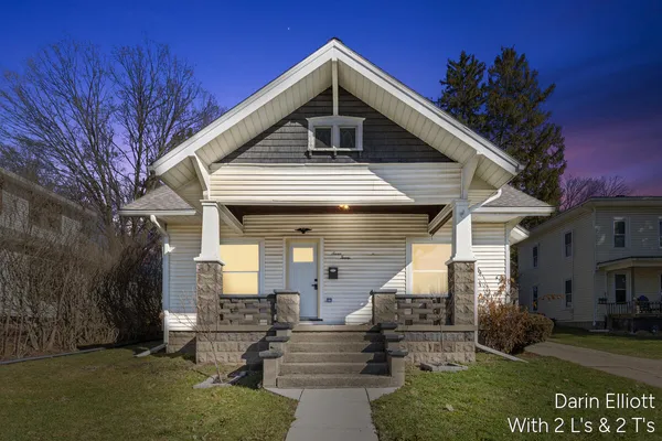 $224,900 | 720 West Lincoln Avenue, Ionia, MI 48846
