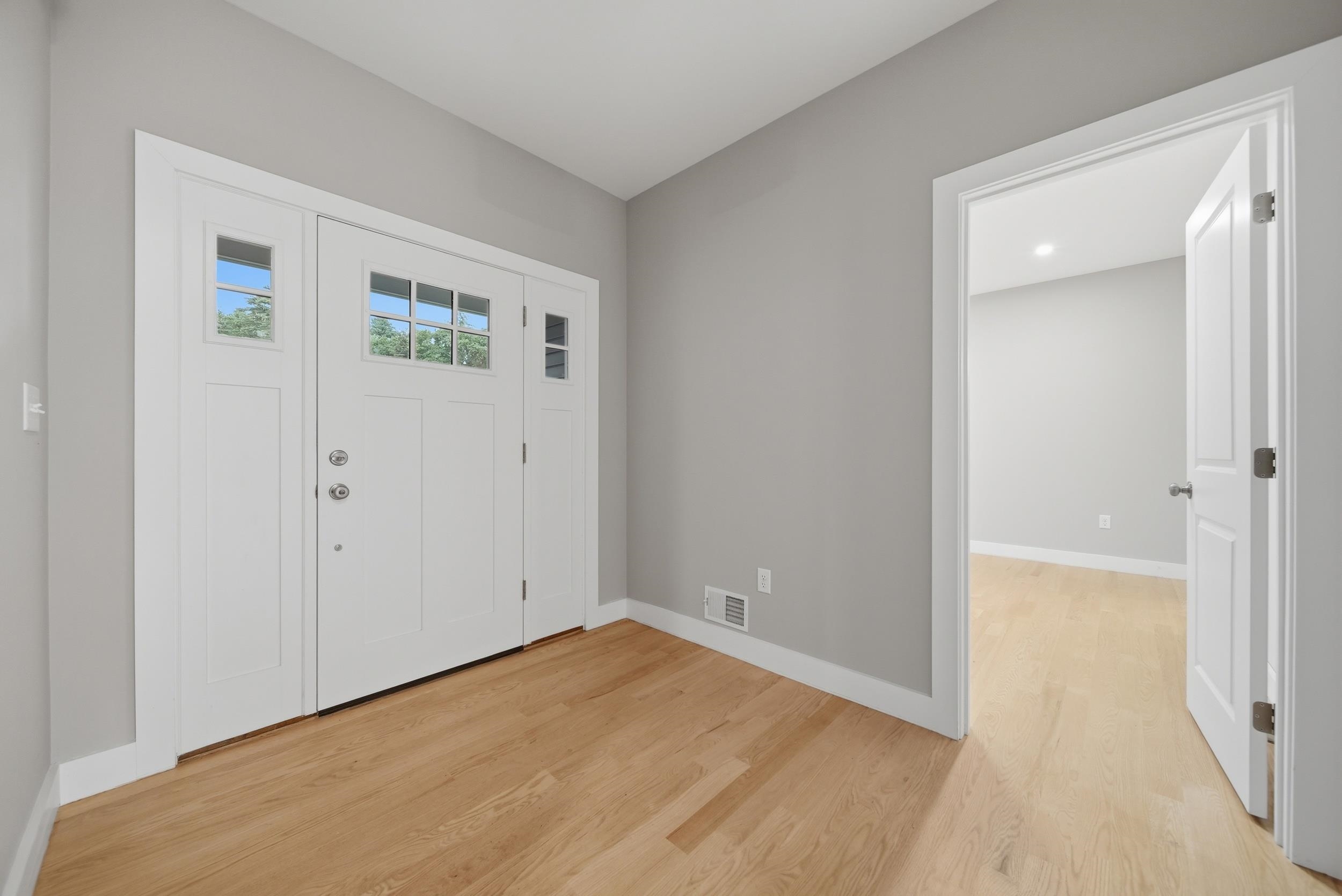 10 B Oakland Rdg Road Pelham, NH 03076 - Photo 4 of 39 Gallery Image 4