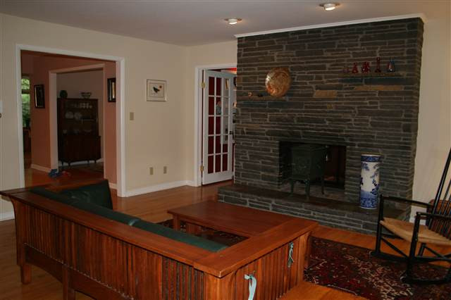 33 Thorndale Road Bethlehem, NY 12159 - Photo 3 of 12 Photo 3