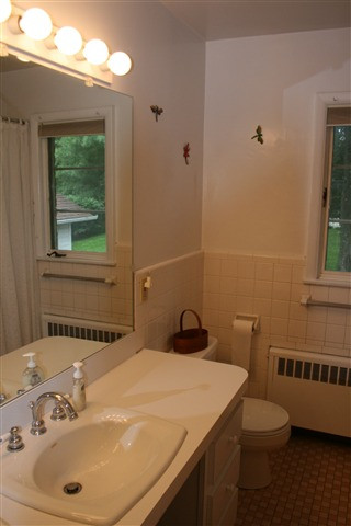 33 Thorndale Road Bethlehem, NY 12159 - Photo 6 of 12 Photo 6