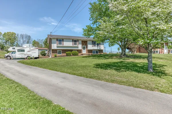 $314,900 | 515 Hickory Hills Road, Church Hill, TN 37642