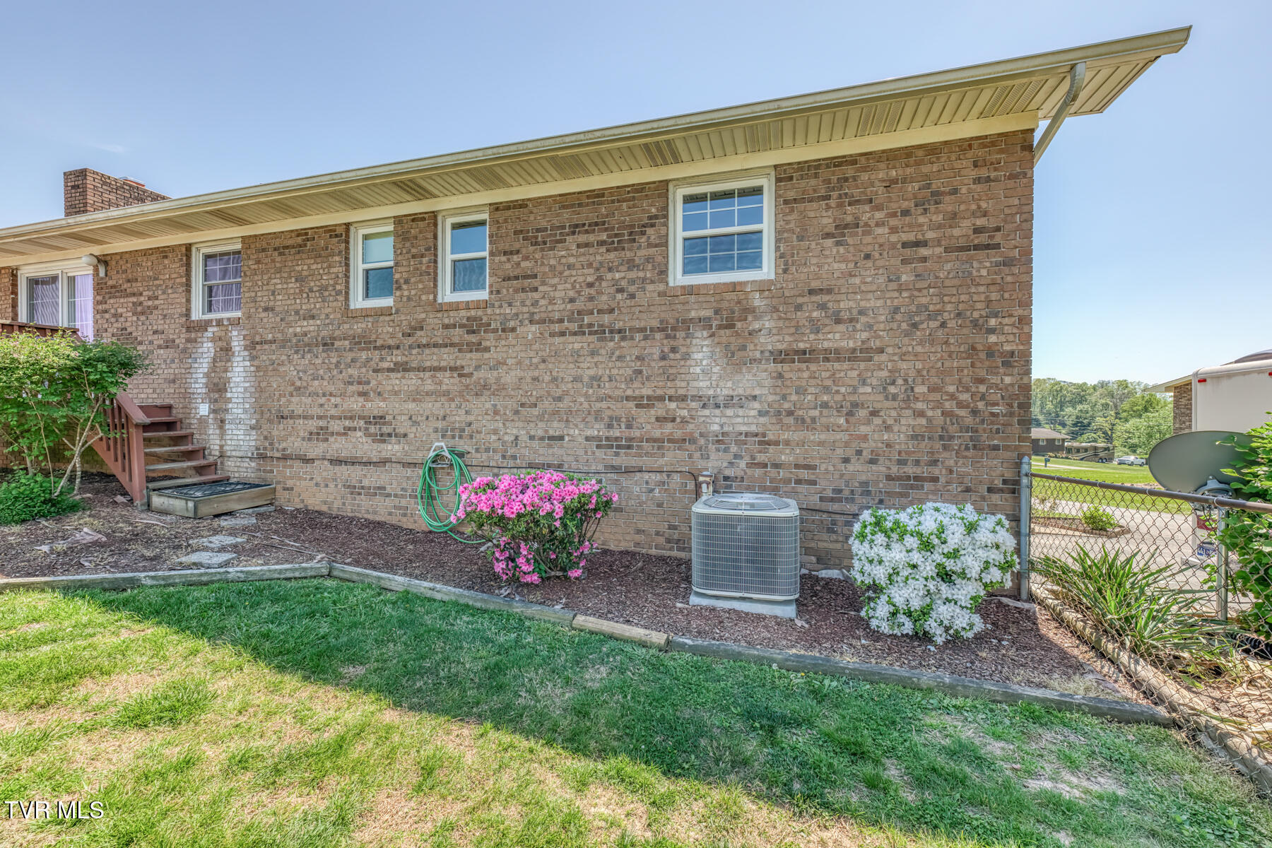 515 Hickory Hills Road Church Hill, TN 37642 - Photo 37 of 44 515 Hickory Hills Rd-42