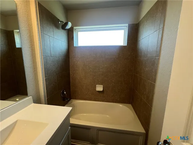 $1,595 | 2410 Moselle Lane, New Braunfels, TX 78130