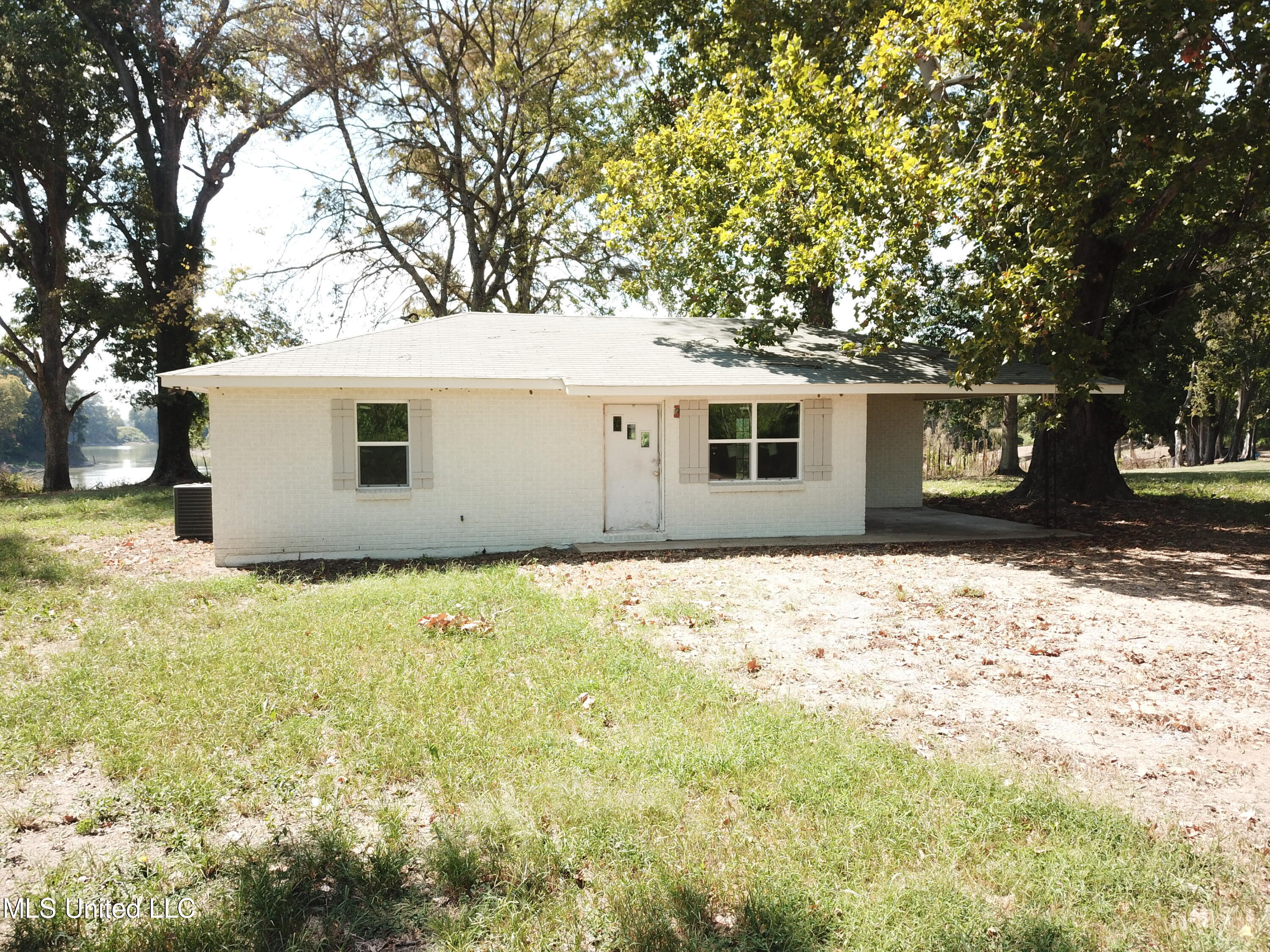 2458 Perkins Road Anguilla, MS 38721 - Photo 3 of 29 DJI_0118