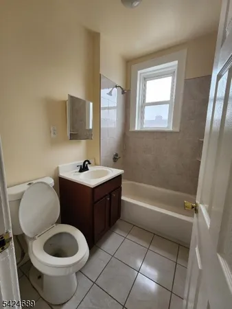 $1,150,000 | 93 Davenport Avenue, Unit 4, Newark, NJ 07107