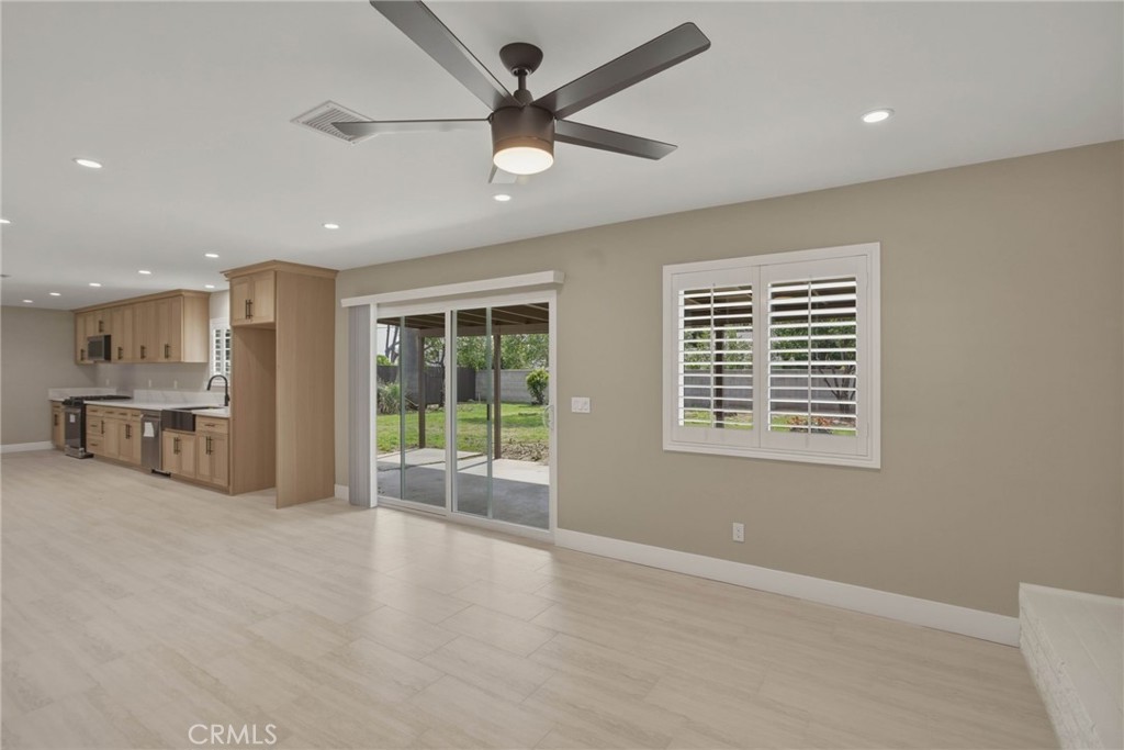 5874 Olive Avenue Rialto, CA 92377 - Photo 26 of 50 a view of an empty room with a window
