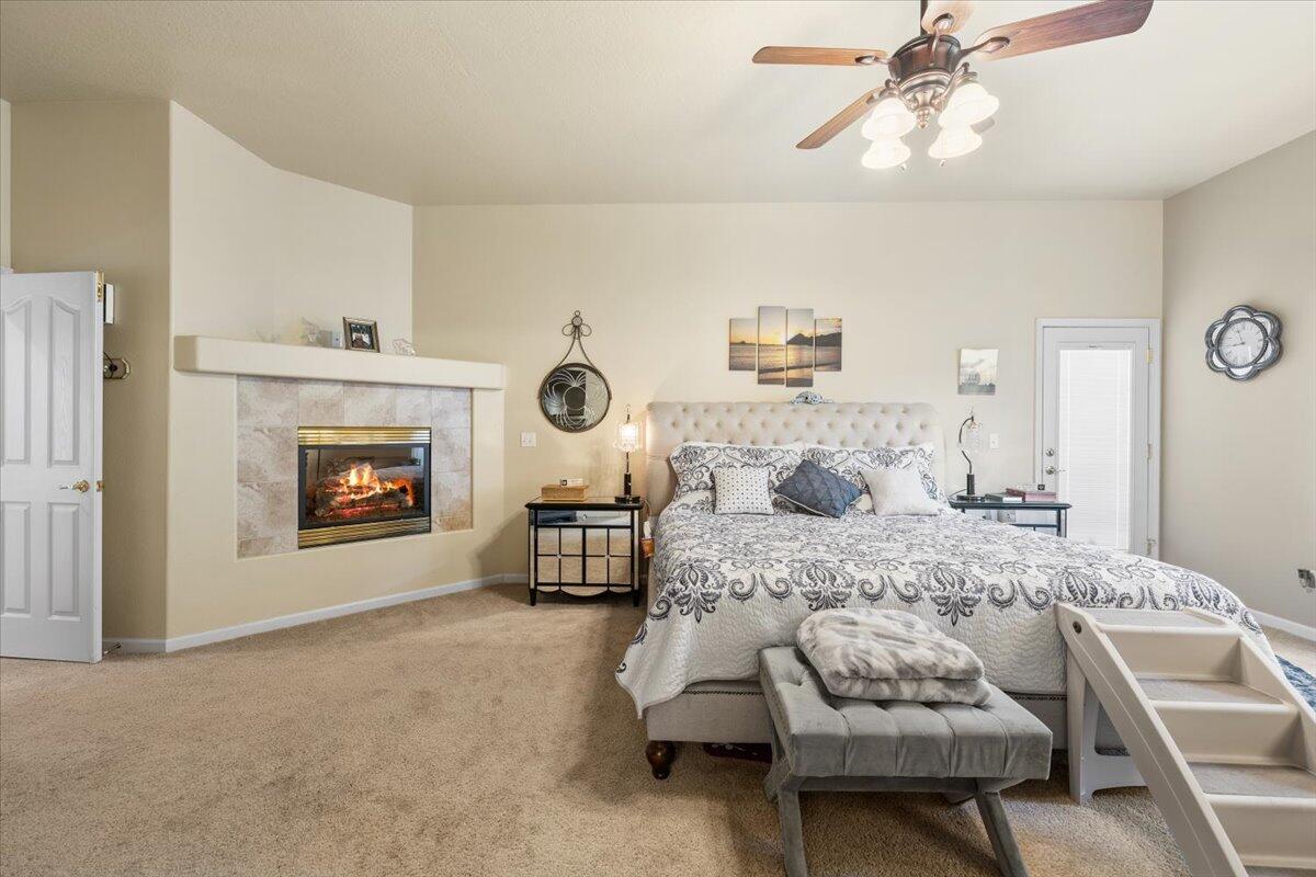 1105 Pumpkin Ridge Eagle Point, OR 97524 - Photo 10 of 40 22-CI_7986