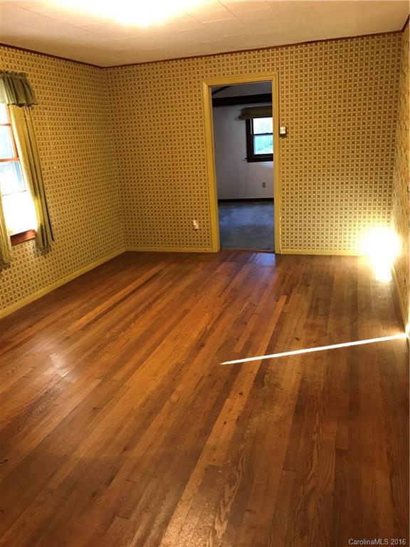 847 Cabin Flats Road Balsam, NC 28707 - Photo 3 of 15 Gallery Image 3