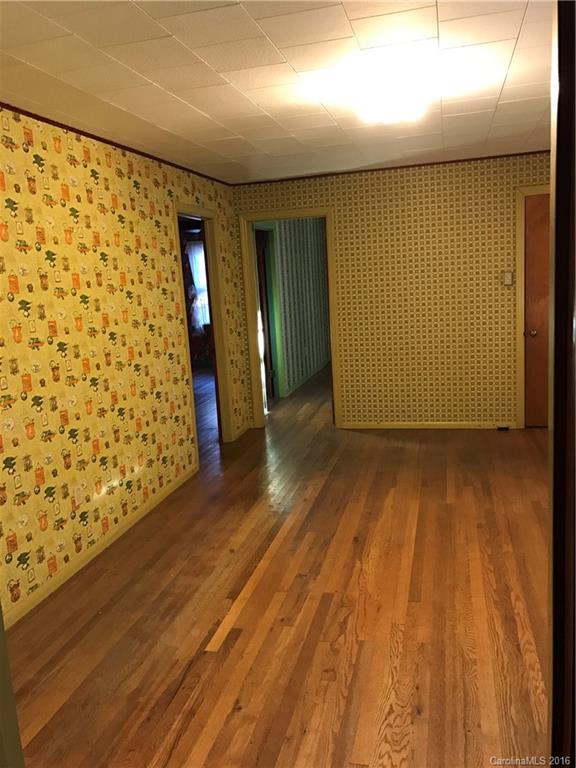 847 Cabin Flats Road Balsam, NC 28707 - Photo 4 of 15 Gallery Image 4