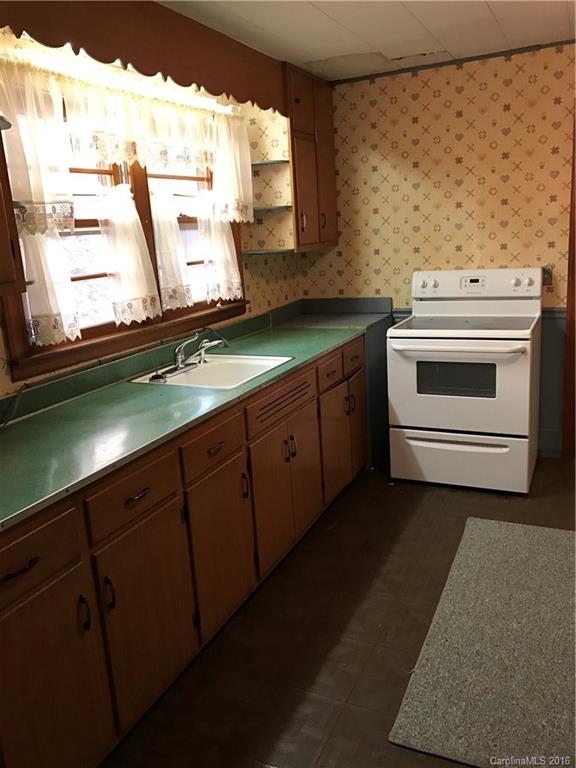 847 Cabin Flats Road Balsam, NC 28707 - Photo 6 of 15 Gallery Image 6
