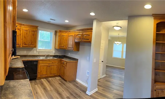 $299,500 | 439 South Cherry Street, Ottawa, KS 66067