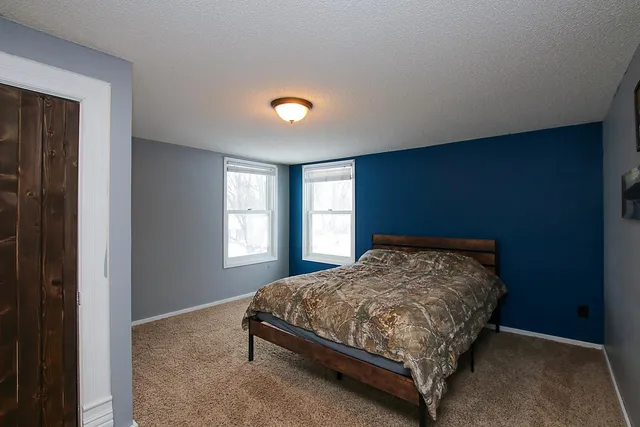 $175,000 | 302 2nd Street Southeast, Renville, MN 56284