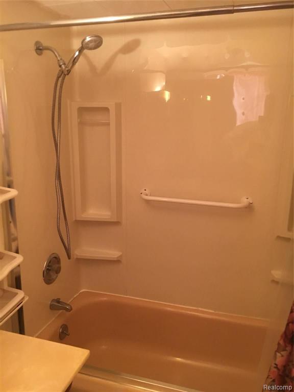 3699 Dearborn Avenue Rochester Hills, MI 48309 - Photo 10 of 25