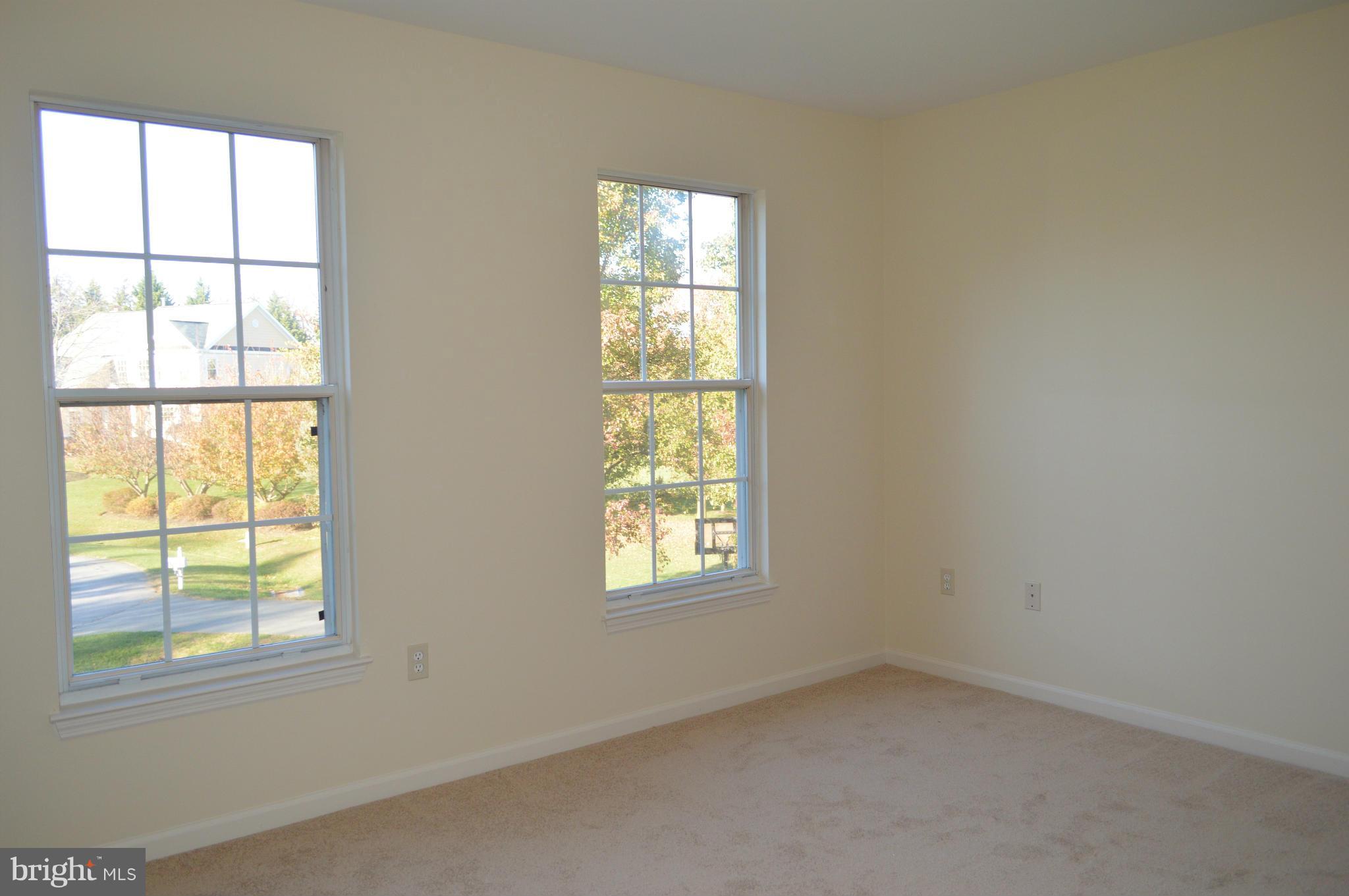 6404 Stream Valley Way Gaithersburg, MD 20882 - Photo 17 of 30 Bedroom 2