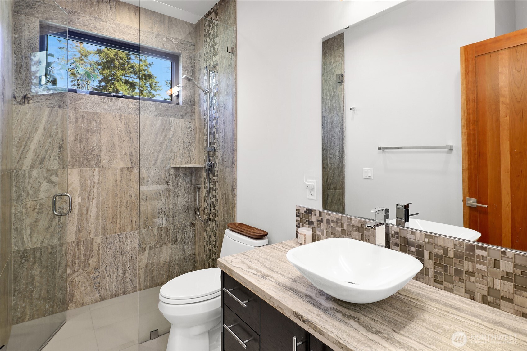 13781 Gibralter Road Anacortes, WA 98221 - Photo 23 of 40 Gallery Image 23