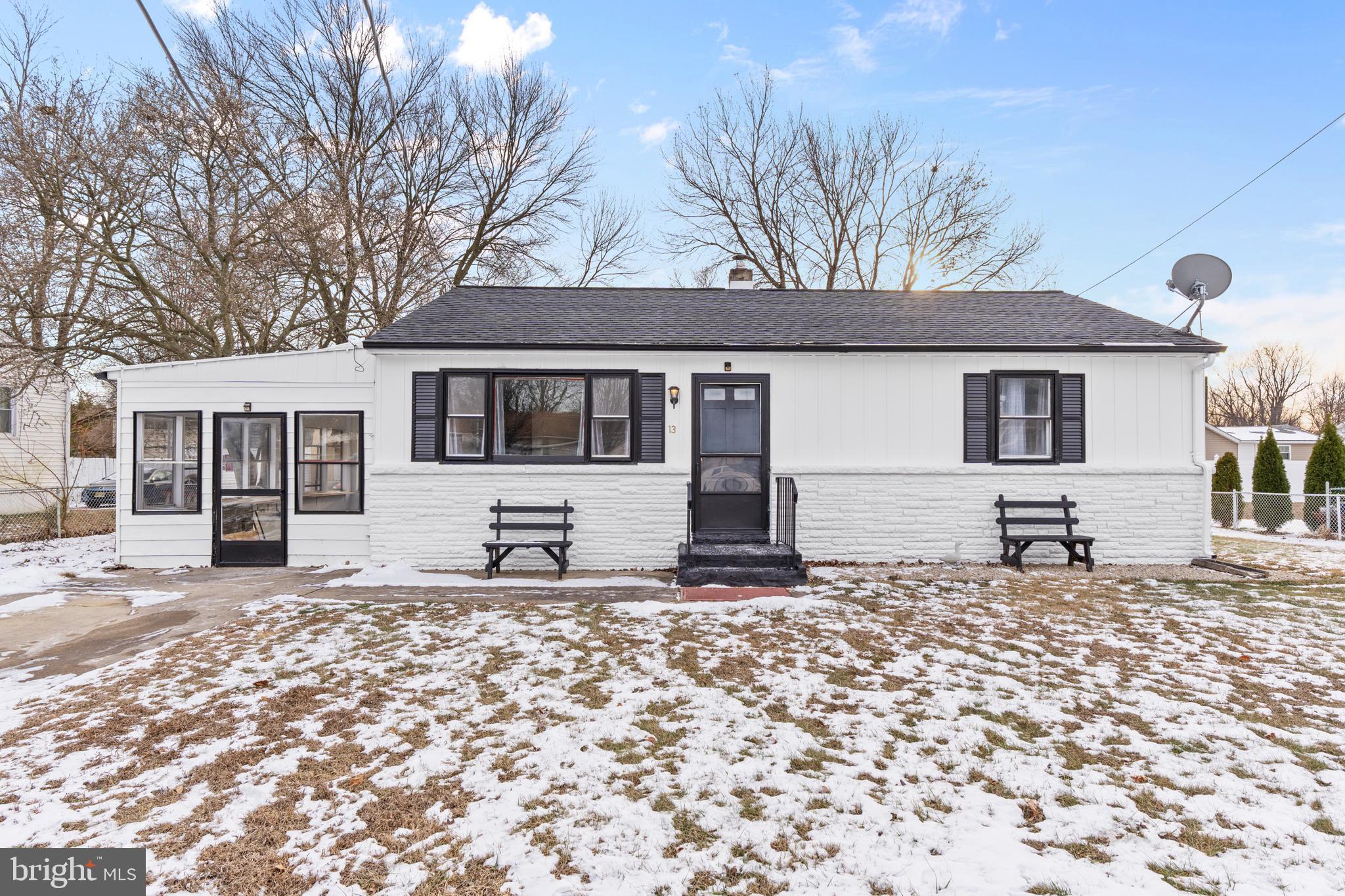 13 Park Avenue Pennsville, NJ 08070 - Photo 1 of 41