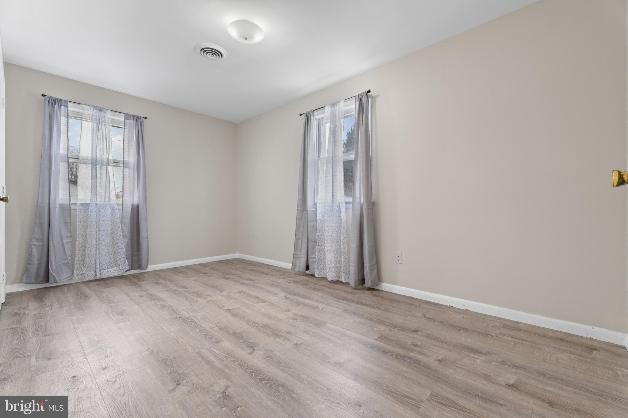 13 Park Avenue Pennsville, NJ 08070 - Photo 23 of 41