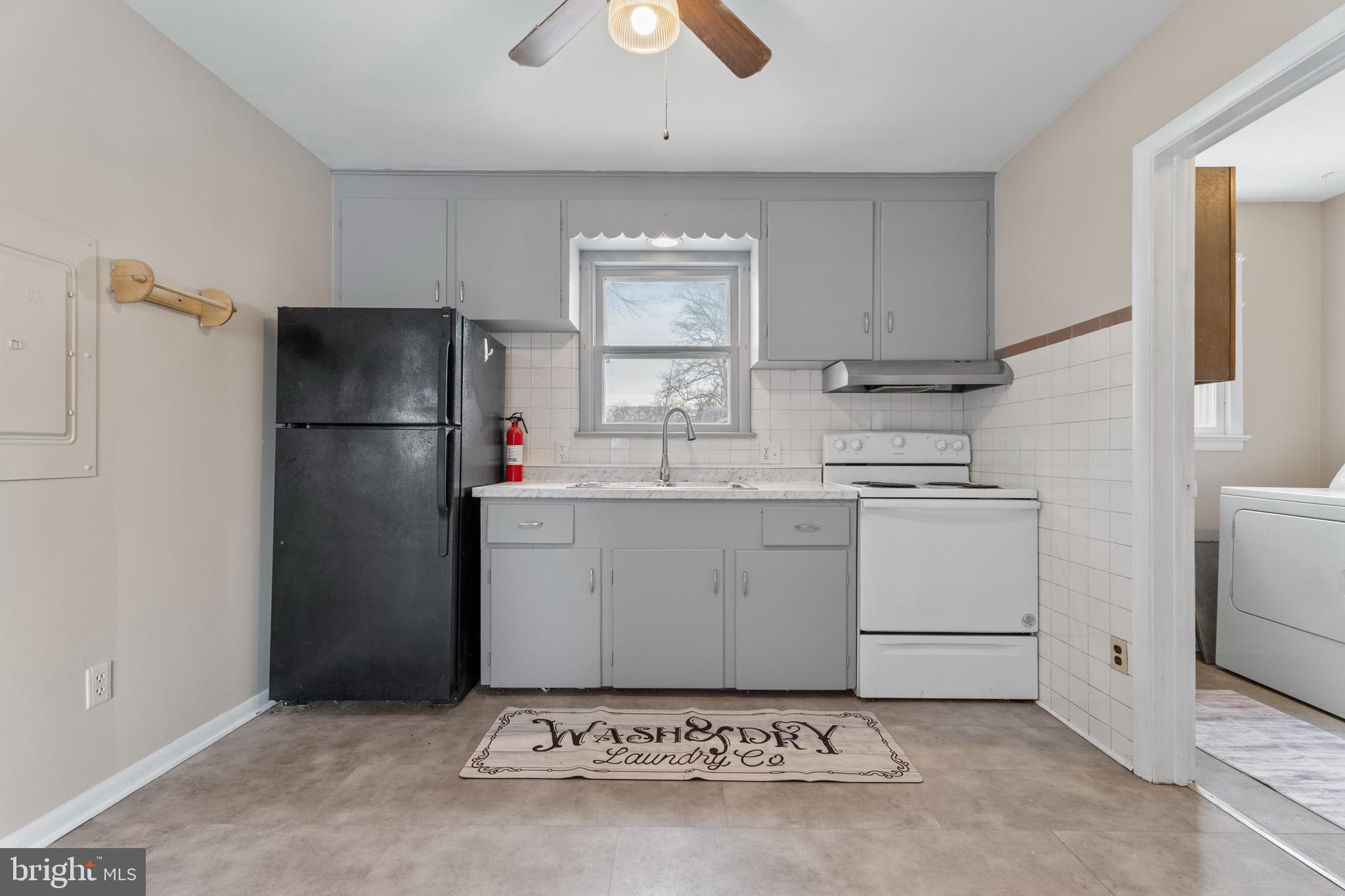 13 Park Avenue Pennsville, NJ 08070 - Photo 8 of 41